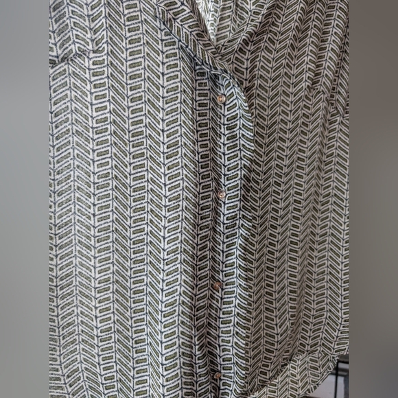 56.Promod Stylish Black and White Women's Top - Picture 4 of 5